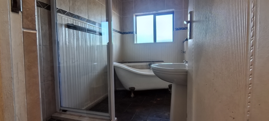 3 Bedroom Property for Sale in Dana Bay Western Cape